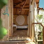 The Fabric Lounge 2*