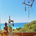 The Fabric Lounge Hotel Faralya
