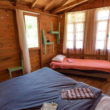 The Fabric Lounge 2*