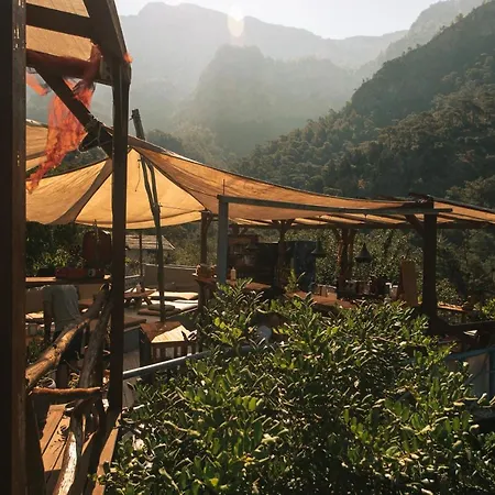 Hotell The Fabric Lounge Faralya