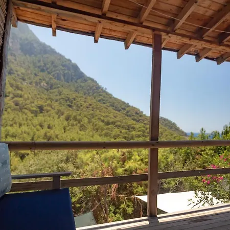 The Fabric Lounge Hotel 2*