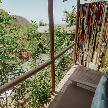 The Fabric Lounge Hotel