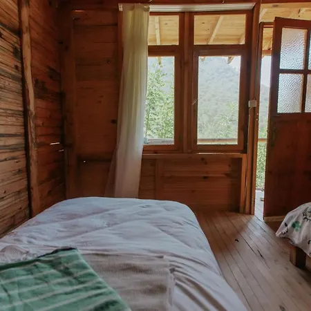 The Fabric Lounge מלון