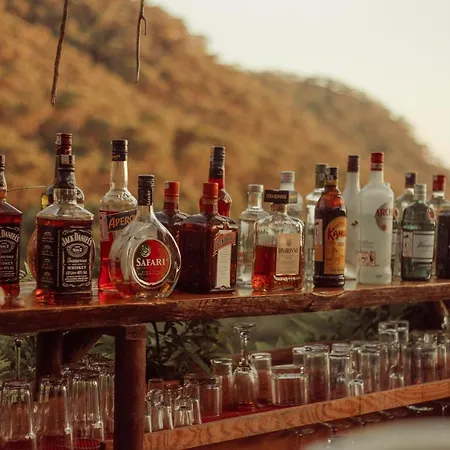 The Fabric Lounge פאראליה