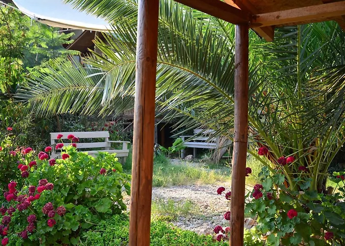 The Fabric Lounge 2*