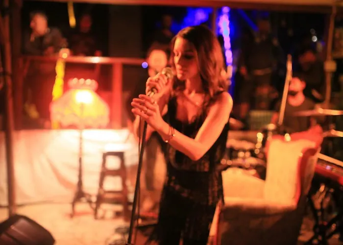 Szálloda The Fabric Lounge Faralya