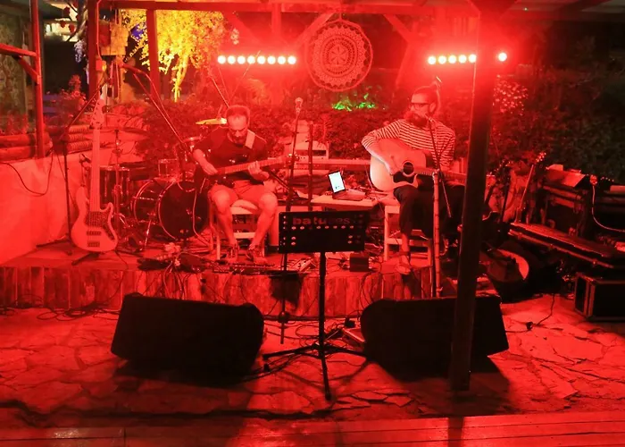 Szálloda The Fabric Lounge Faralya